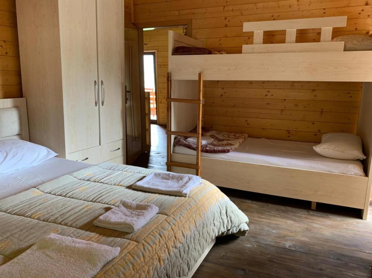 Guest House Valbone Exterior foto